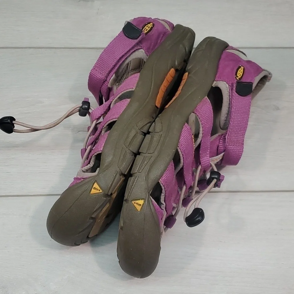 Keen Mens Newport Outdoor Waterproof Sandals Flats shoes sz 6